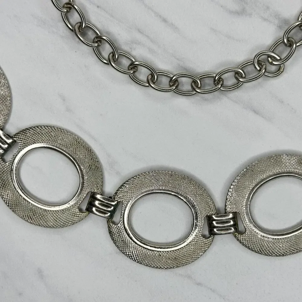 Chunky Textured Silver Tone Chain Belt OS ✨